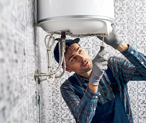 Expert Plumber for Hot Water Tank Maintenance in Strongsville, OH: Schedule Reliable Maintenance Services with Us