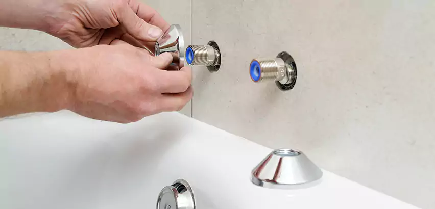 Bathtub Faucet Diverter Replacement in Strongsville